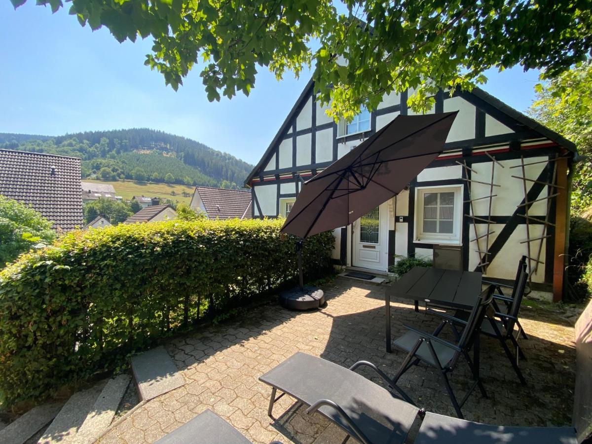 Schmallenberger Ferienhaus Exterior foto